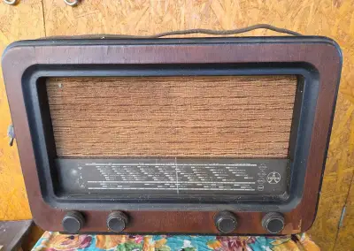 Rádio Tesla Romance