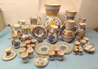 Historická modranská keramika