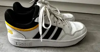 Botasky Adidas vel 38
