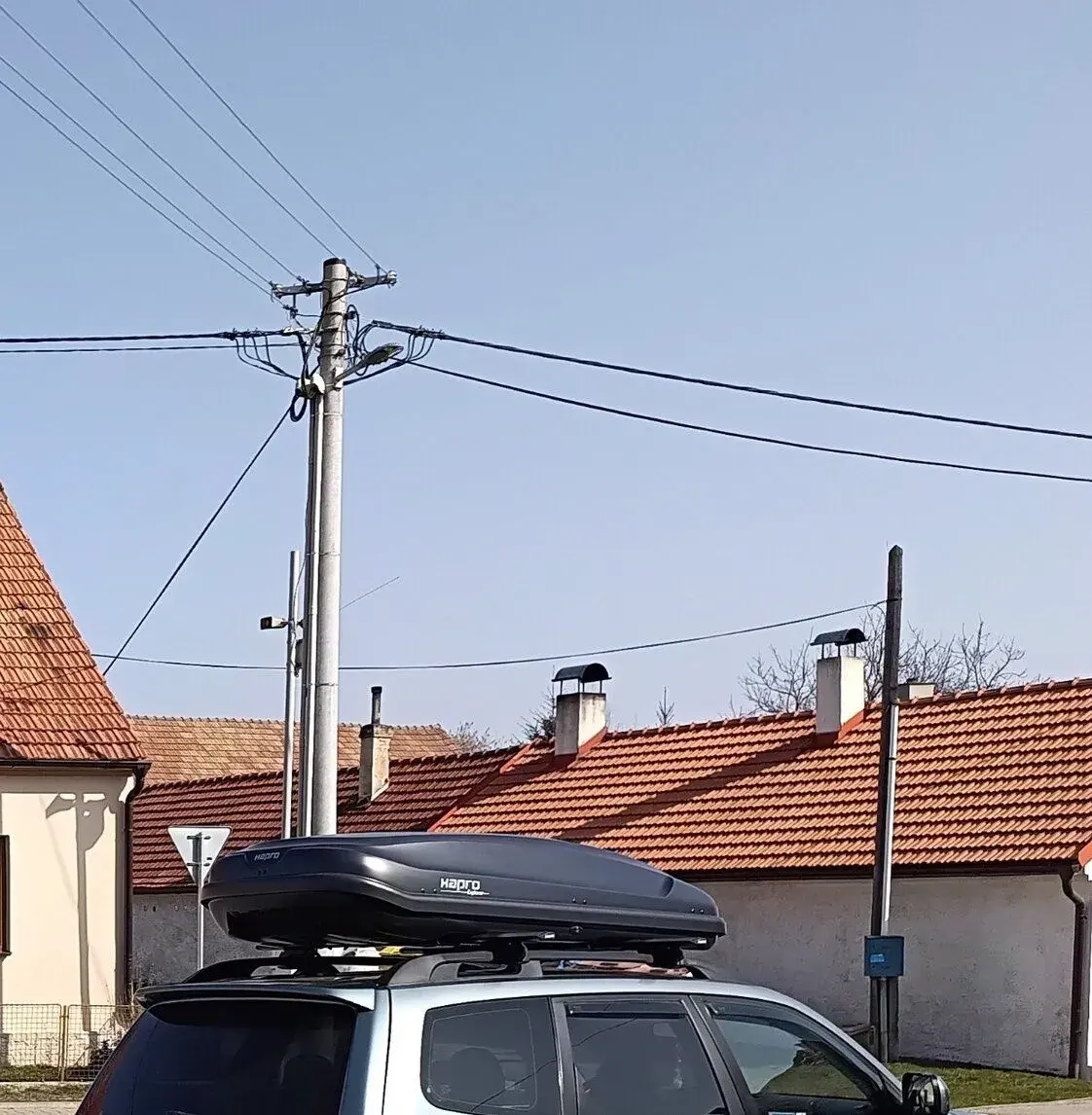 Střešní box