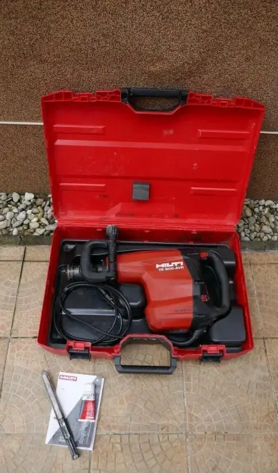 BOURACÍ KLADIVO HILTI TE 800-AVR