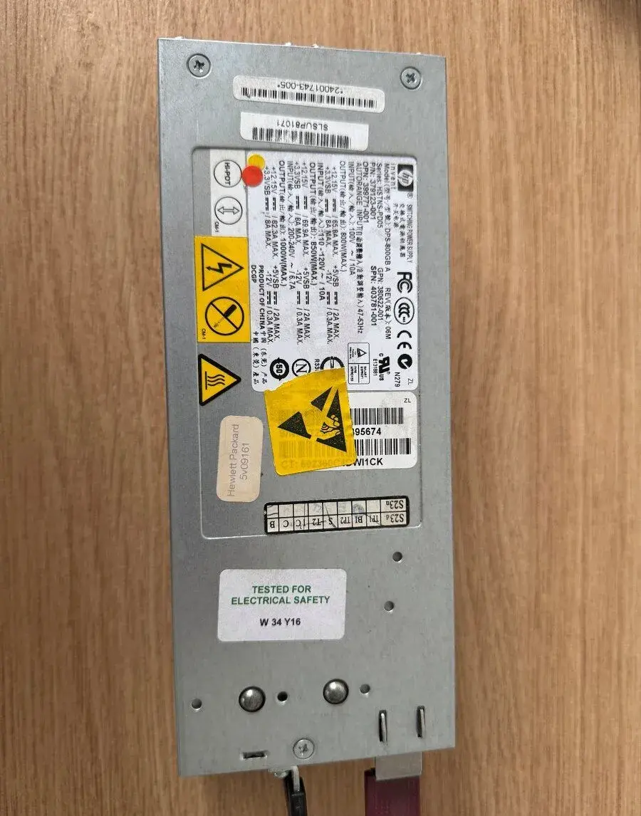 Zdroj do serveru - 1000 watt AC hot-plug power supply