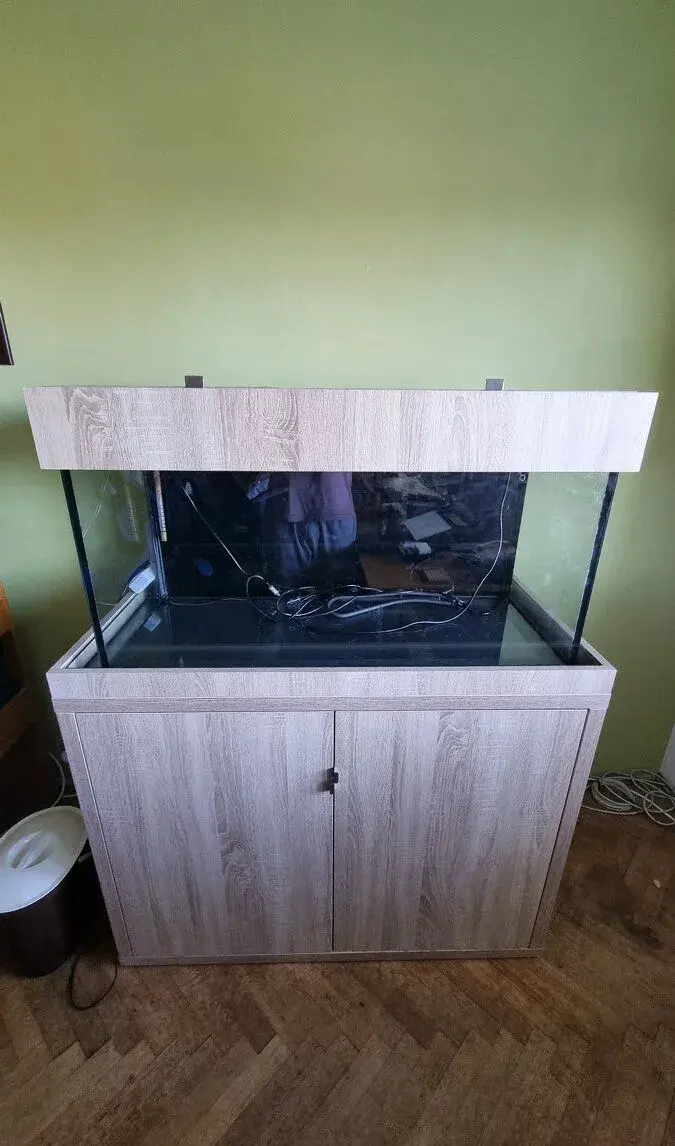 Akvárium 220l – kompletní set, skříň, filtrace, CO2, UV, .