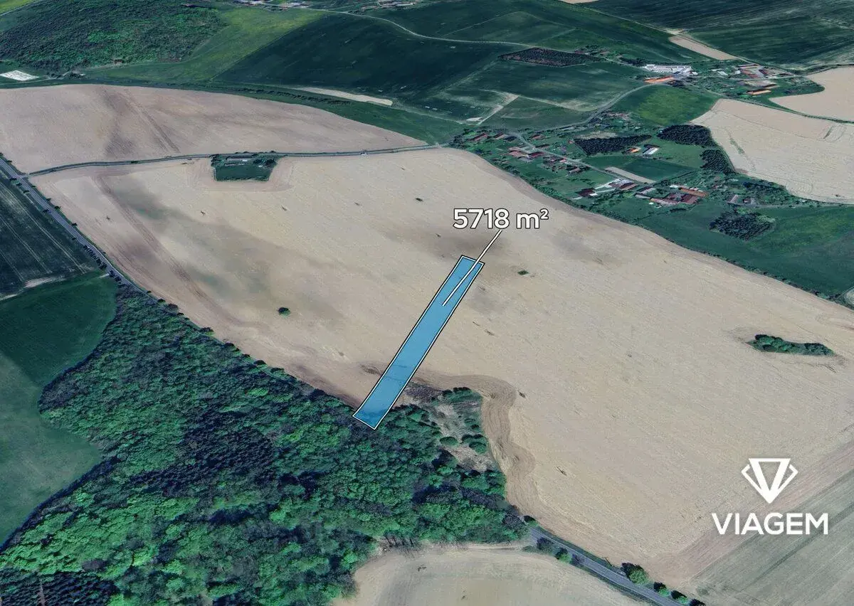 Pole 5 718 m², Podíl 25 % o výměře 1 430 m²