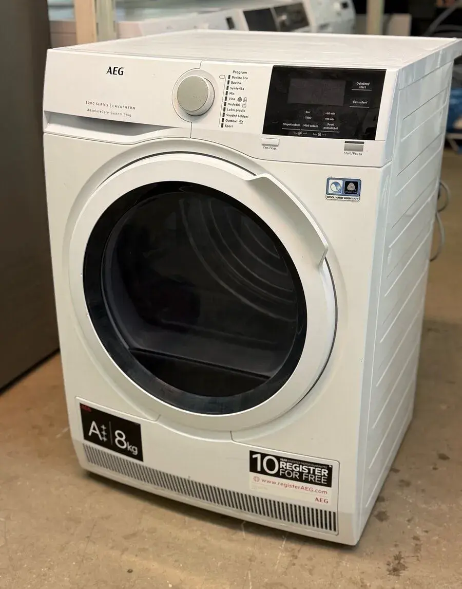 Sušička AEG 8 kg plně funkční
