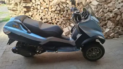 Piaggio MP3 250