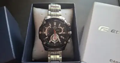 Hodinky CASIO Edifice EFR 559