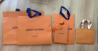 Papírové tašky značky LOUIS VUITTON