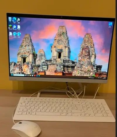 PC Lenovo All-In-One, 21.5" FHD, 8 GB RAM,