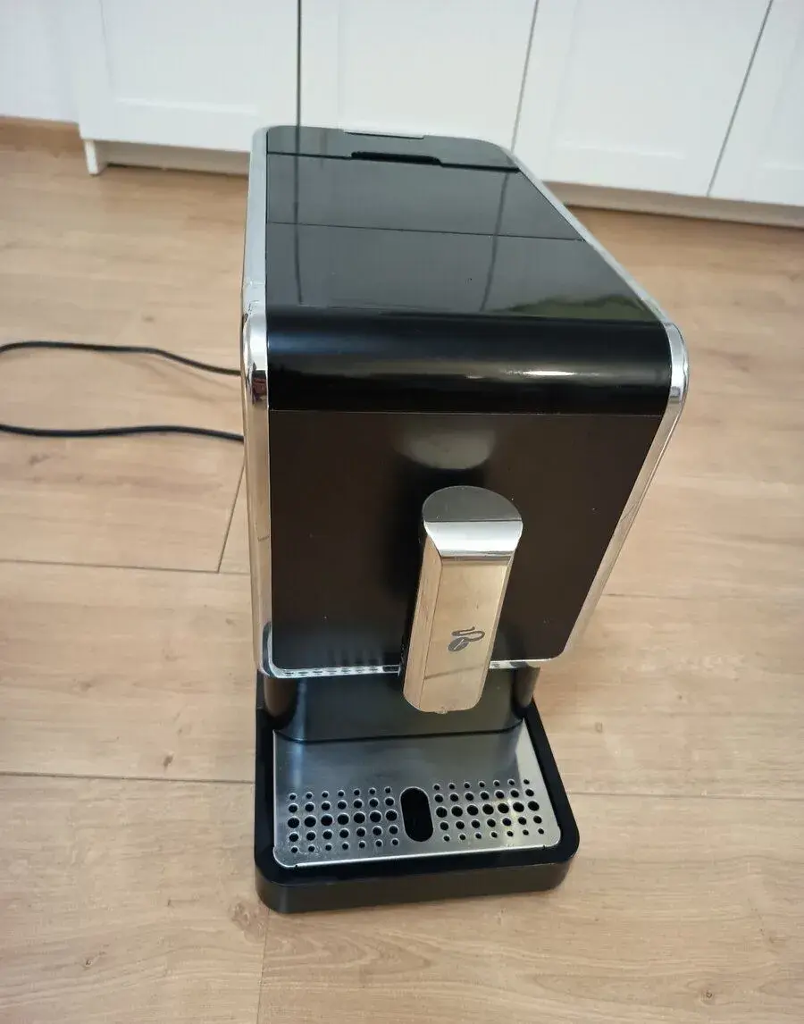 Kávovar Tchibo Esperto Caffé