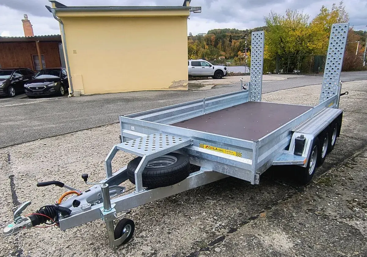 PŘEPRAVNÍK NA BAGR B1935 BRZDĚNÝ 3500KG 400 X 200 KNOTT/LED