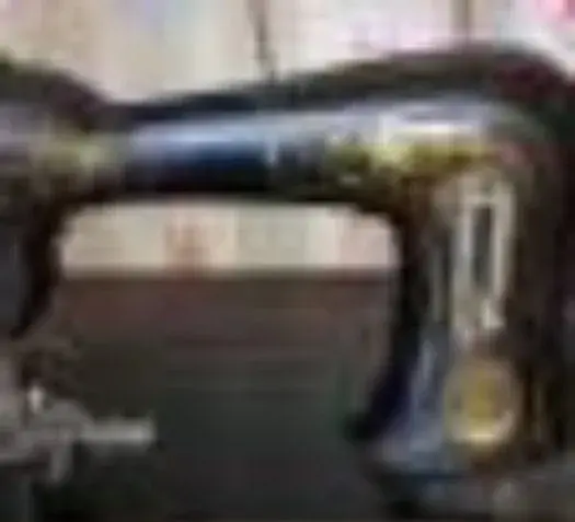 šicí stroj, náhradní díly, jehly, knoflíky
