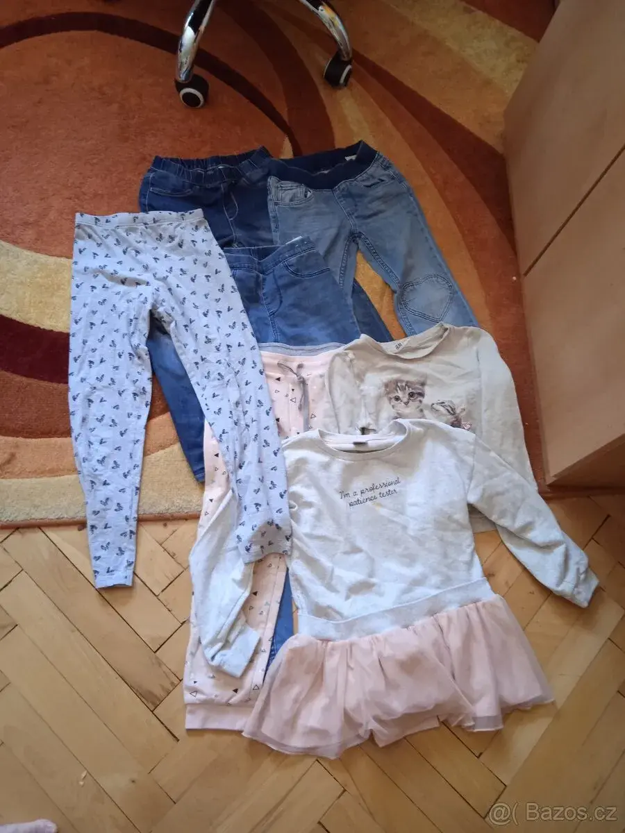 Krabice oblečení pro slečnu 6 let