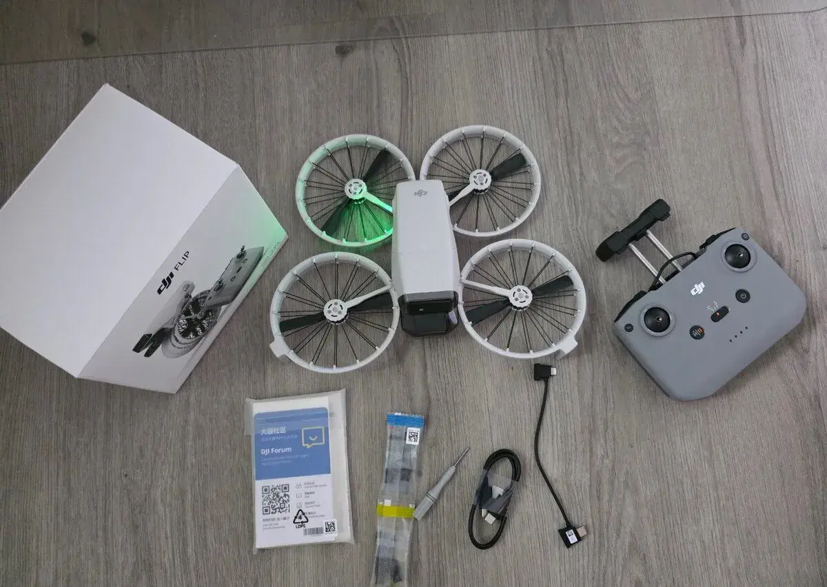 Dron DJI Flip s ovladačel RC-N3 (kompletní balení) - záruka