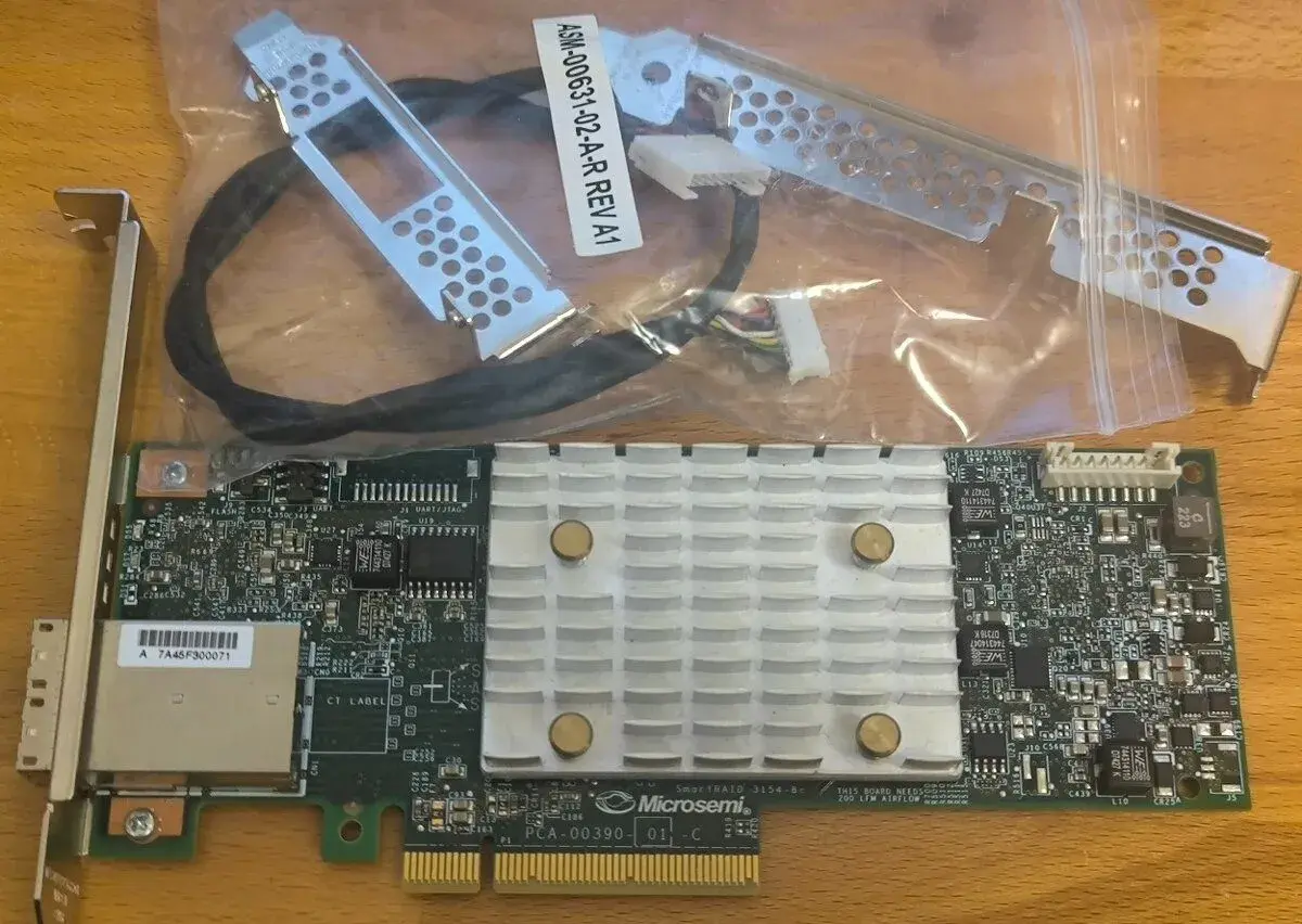 Microsemi Adaptec SmartRAID 3154-8e Single - záruka