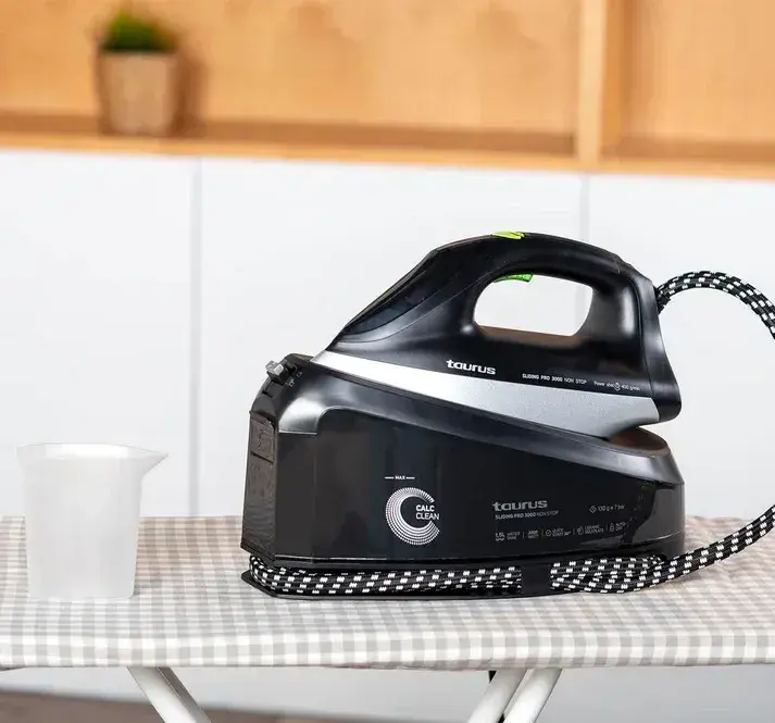 žehlička, PARNÍ GENERÁTOR Taurus SLIDING , nepoužíva
