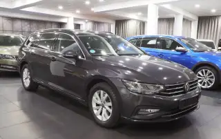 Volkswagen Passat – 2023, 107 596 km