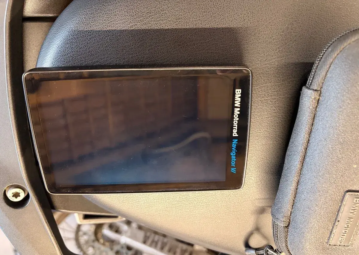 BMW NAVIGÁTOR VI+
