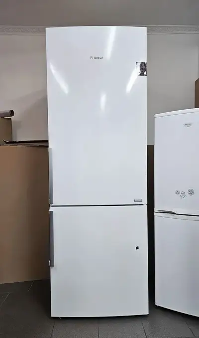 Lednice s mrazákem BOSCH, No Frost, objem 422 litrů