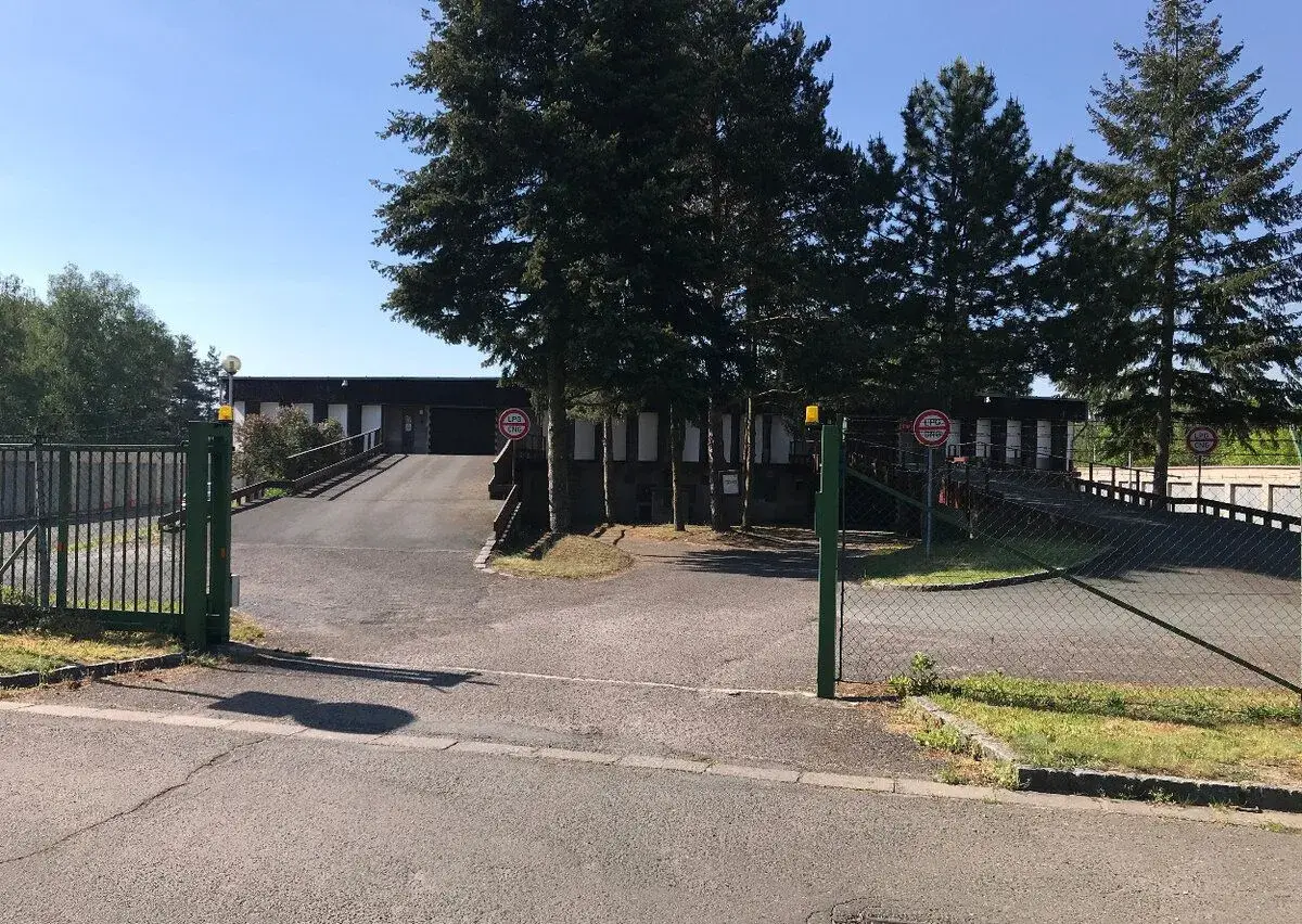 Prodej Garáže MALŠOVICE - kamery, el.brána, VODA