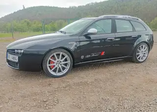 Alfa Romeo 159