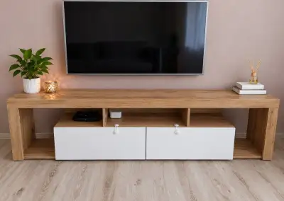 TV stolek