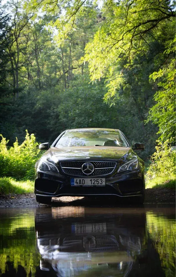 Mercedes-Benz E350 – 2014, 118 000 km