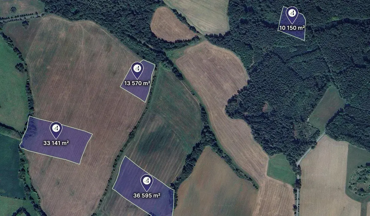 Prodej podílu 1/6 pole 15 576 m², Skuteč