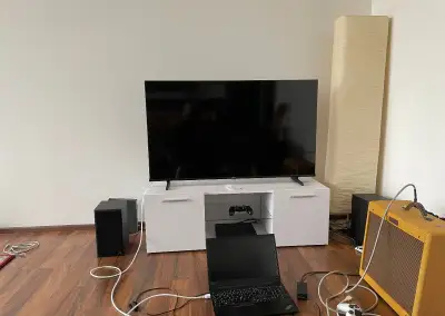 TV skříňka Lowina