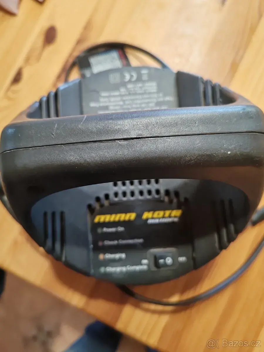 Nabíječka MINN KOTA MK110PE