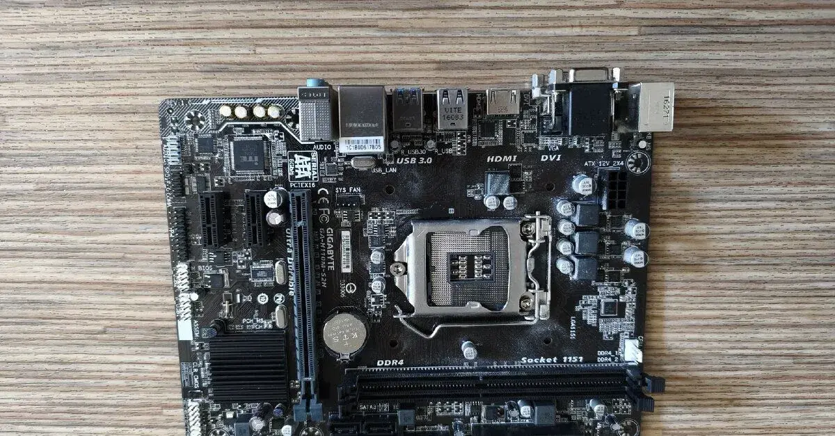 Základní deska Gigabyte H110M-S2H-CF