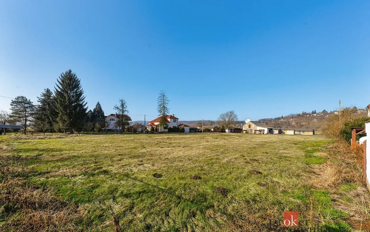Prodej, pozemky/bydlení, 800 m2, Na Benátkách 10, 25231 Všen