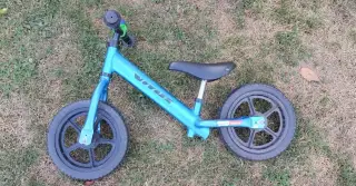 Detske odrazedlo 10 Vitus Nippy Balance Bike 1.9kg