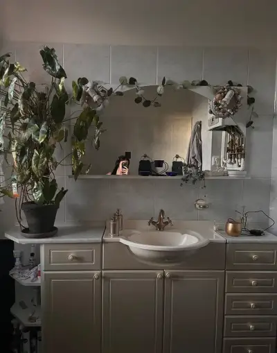 Skříň