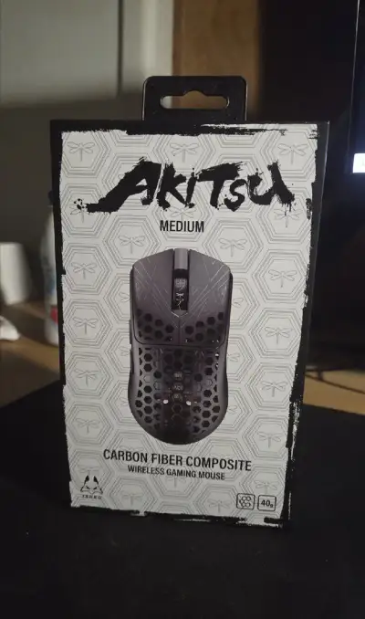 Arbiter Studio TENKO AKITSU MEDIUM 8K černá herní myš