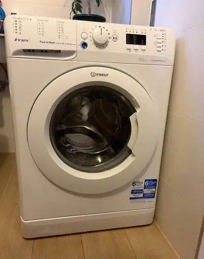 Pračka Indesit 7 kg, 1200 ot./min