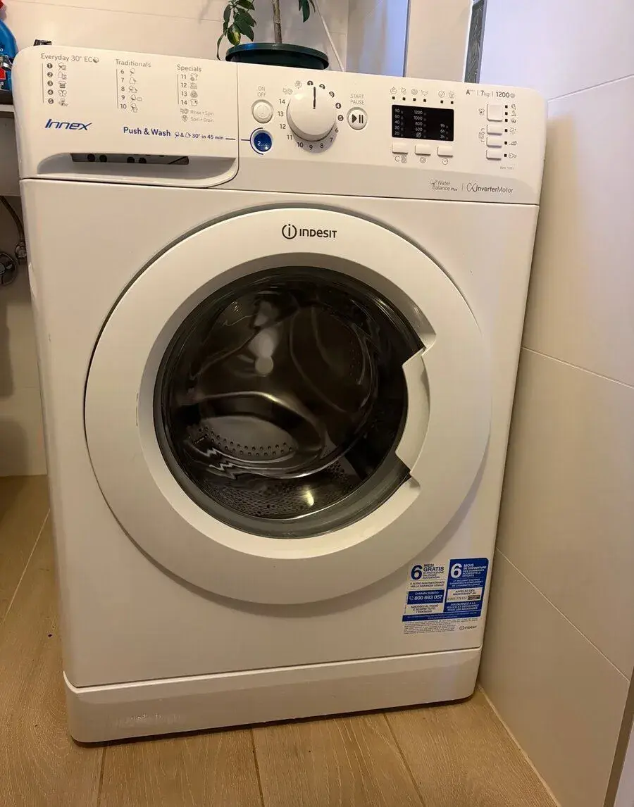 Pračka Indesit 7 kg, 1200 ot./min