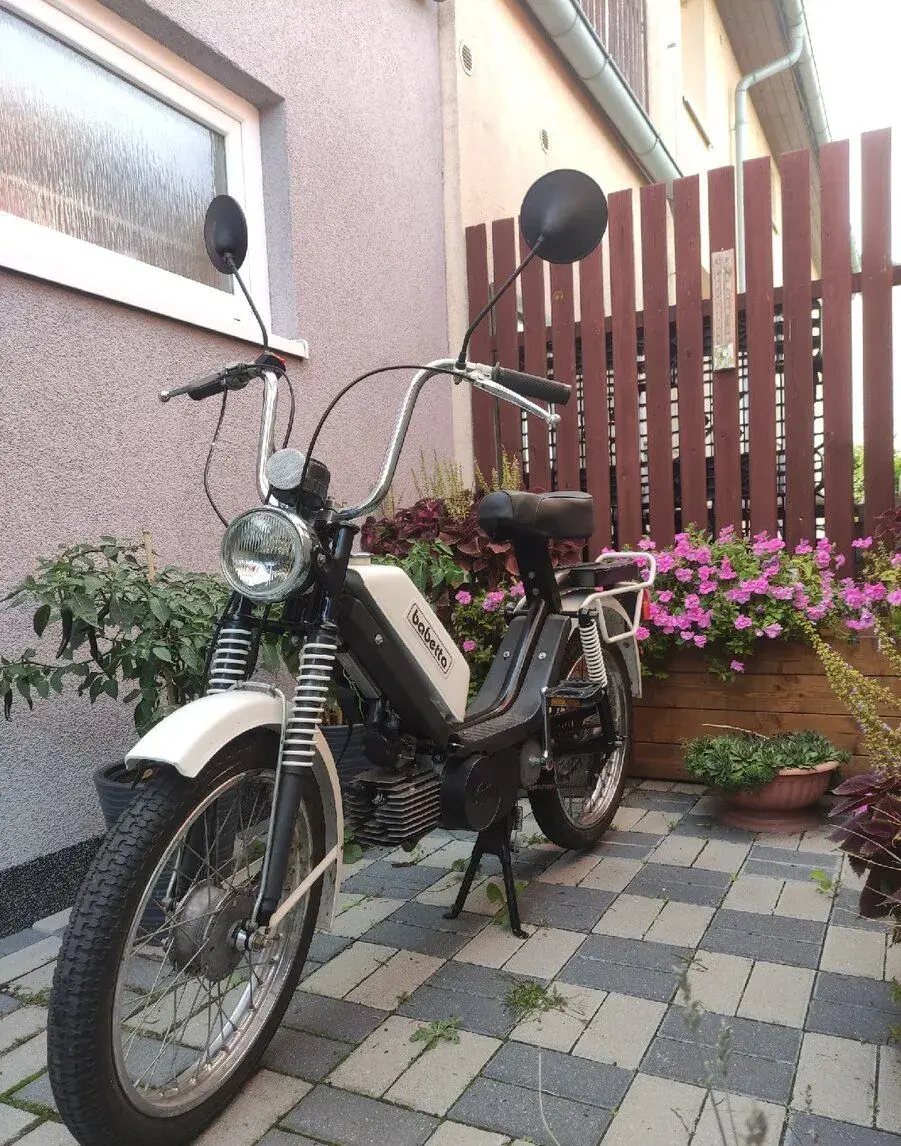 Babetta 210 (1996) po kompletní GO, s originálními doklady