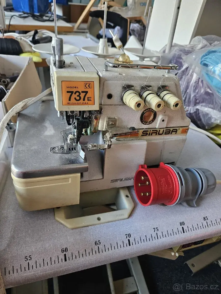 SIRUBA 737E – průmyslový overlock