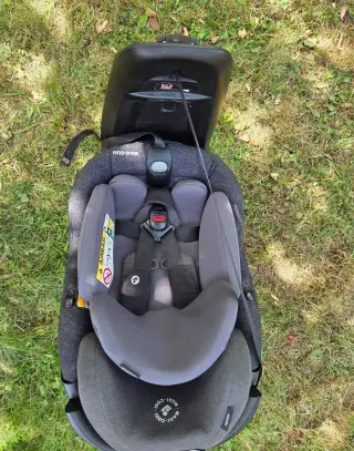 Autosedačka Maxi-Cosi AxissFix