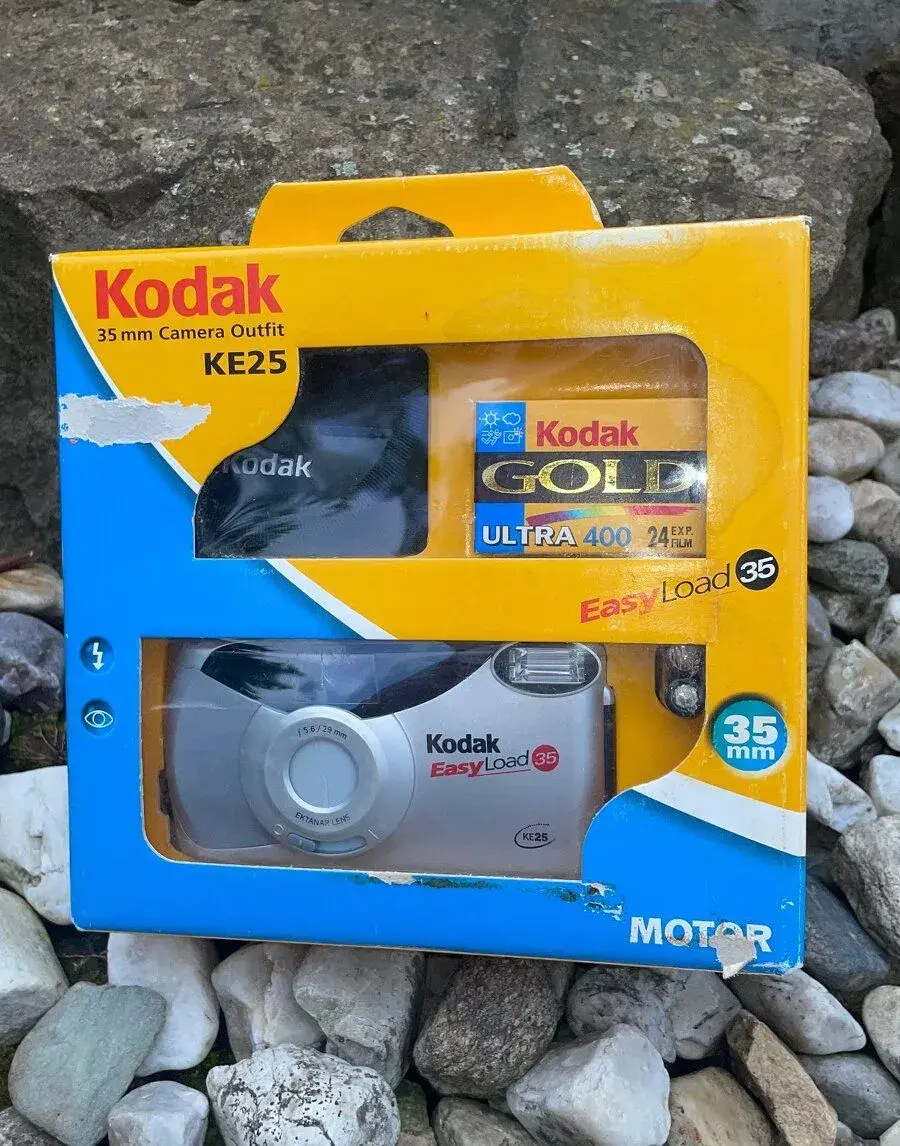 Analogový fotoaparát Kodak v origo balení, nový
