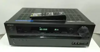 ONKYO HT R 390
