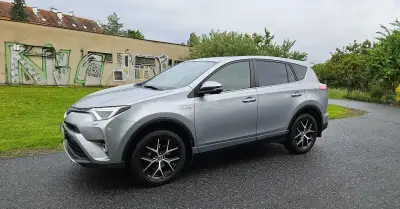 Toyota RAV4 – 2017, 90 000 km