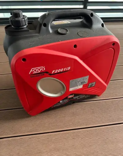 Ekektrocentrála Fogo F200is 1,8 kW.