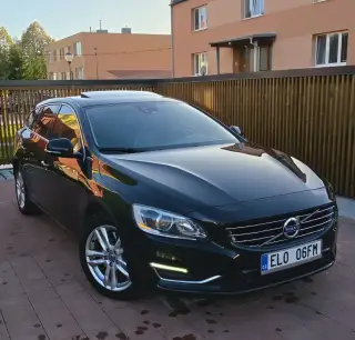 Volvo V60 – 2026, 330 307 km