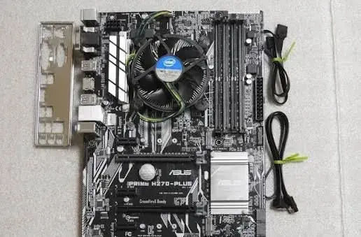 Asus H270 Plus s Intel Core i5-7400