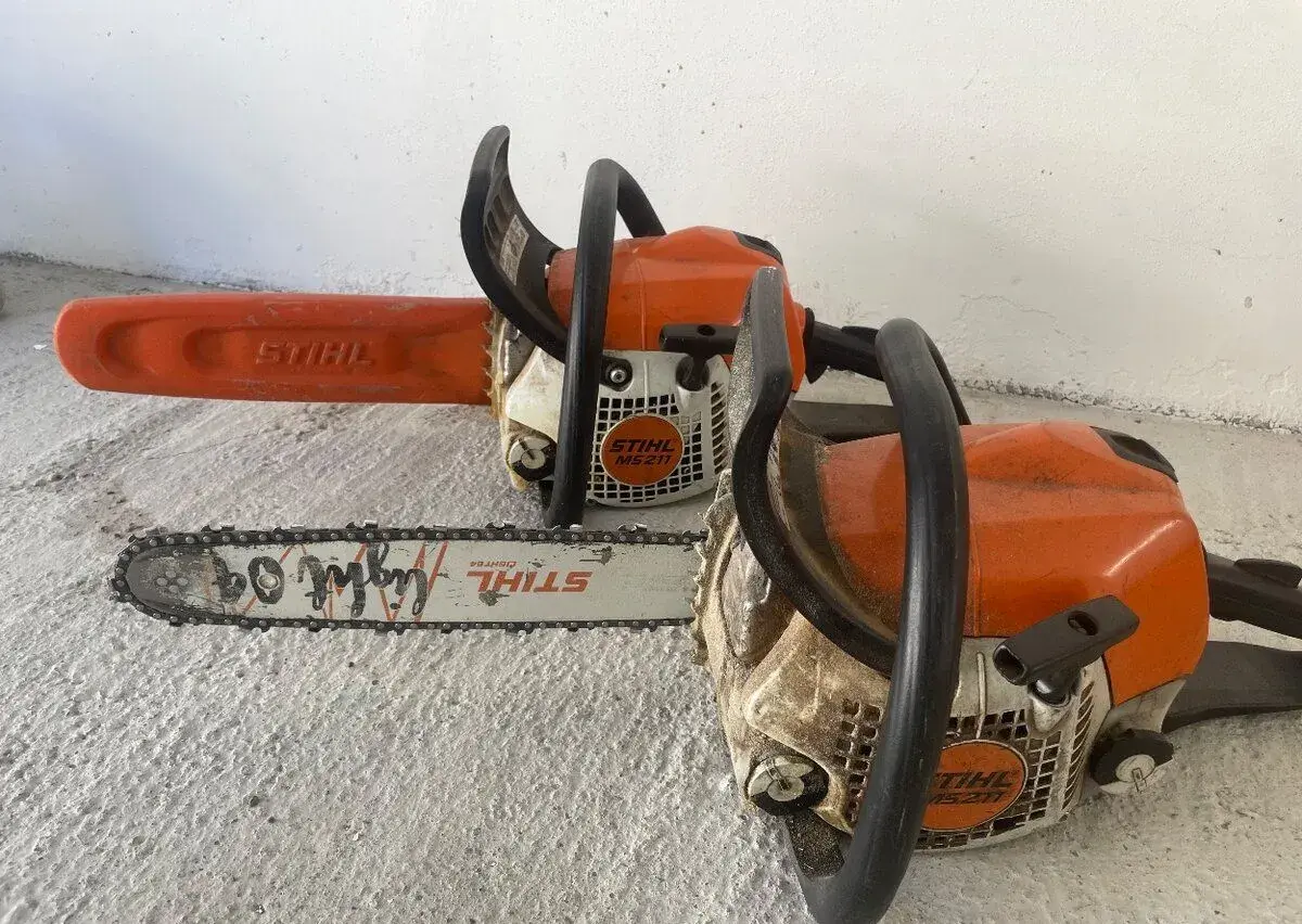 2X MOTOROVÁ PILA STIHL MS211