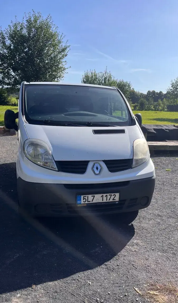 Trafic 2.0 dci 84 kw r.v.2011