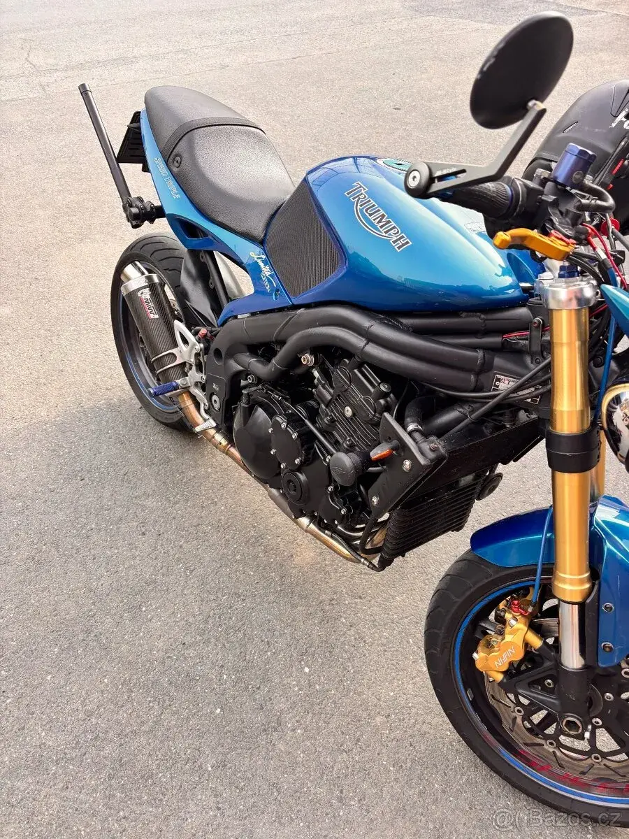 Triumph Speed triple 1050
