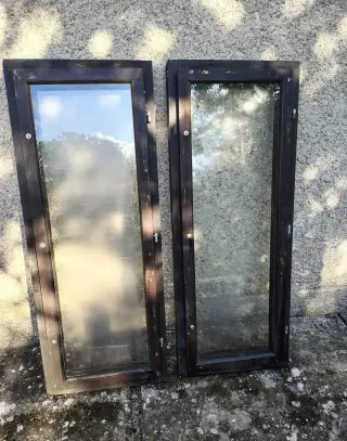 Dřevěné okna 60 x 150